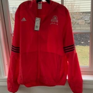 2018 NWT Adidas Red Hooded Boston Marathon Jacket